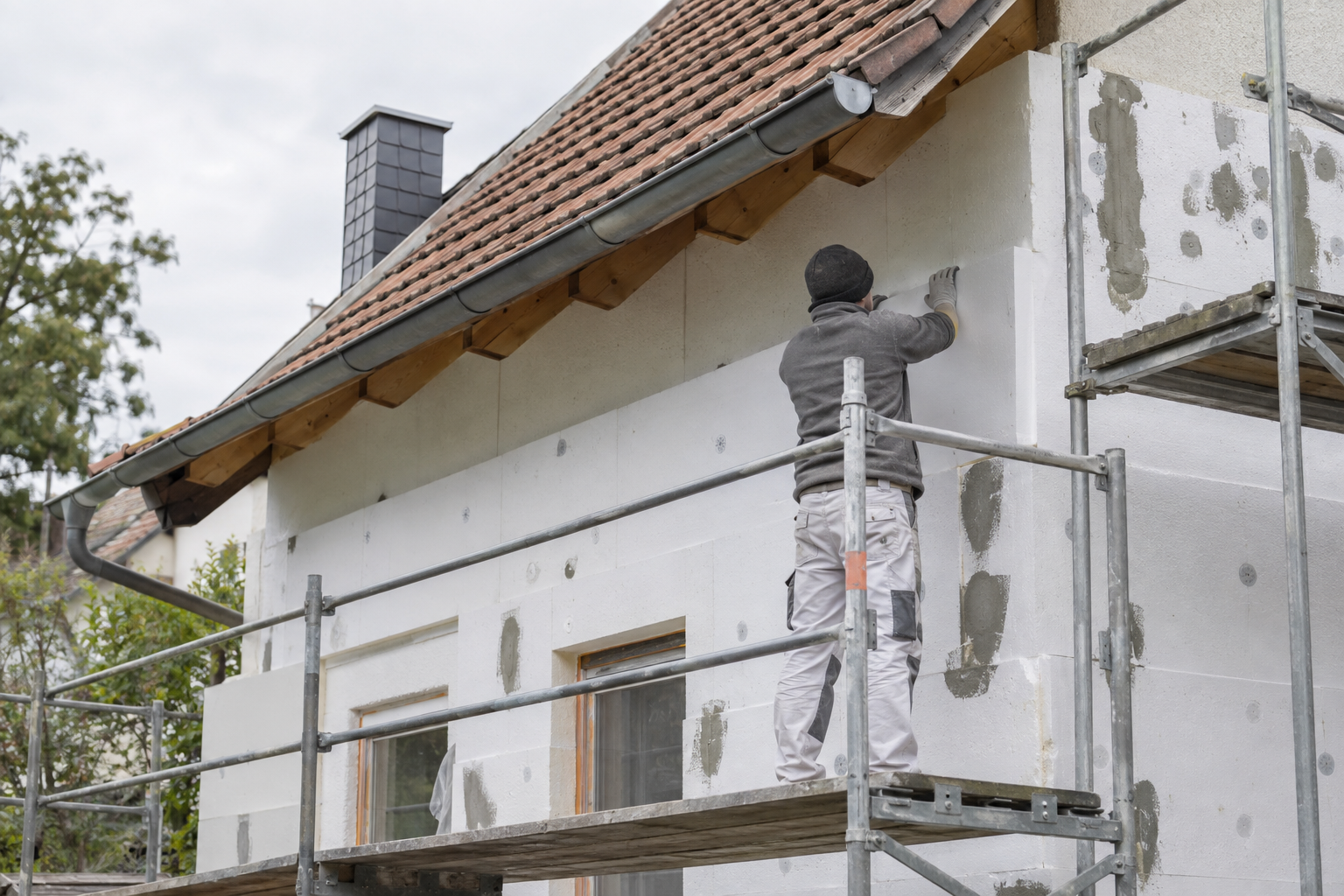 Sparrenverlängerung am Dach eines Altbaus